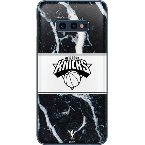 NBA New York Knicks Marble Galaxy S10e Skin