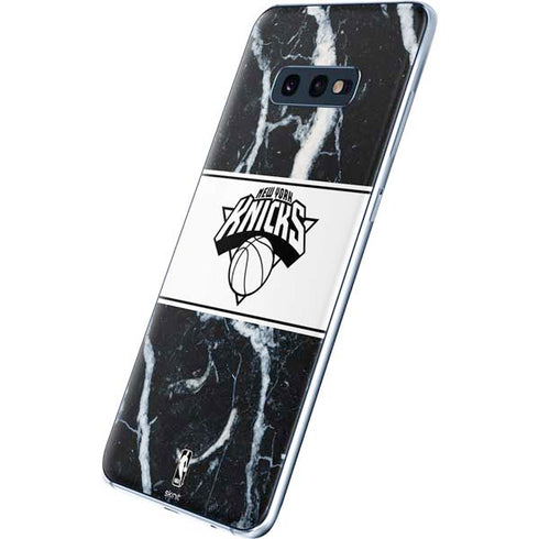 NBA New York Knicks Marble Galaxy S10e Skin