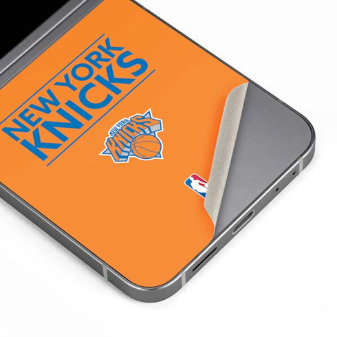 NBA New York Knicks Standard - Orange Galaxy Z Flip6 Skin