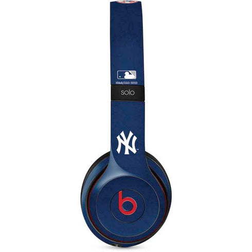 MLB New York Yankees - Solid Distressed Beats Solo 3 Wireless Skin