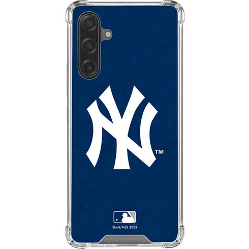 MLB New York Yankees - Solid Distressed Galaxy A17 Clear Case
