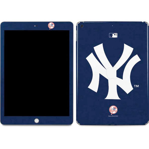 MLB New York Yankees - Solid Distressed Apple iPad Skin