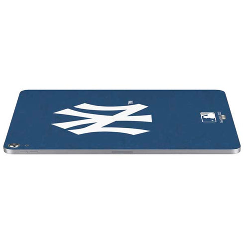 MLB New York Yankees - Solid Distressed Apple iPad Air Skin