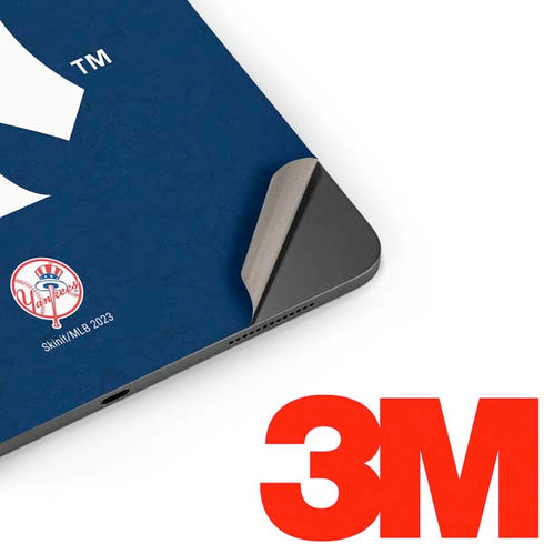 MLB New York Yankees - Solid Distressed Apple iPad Pro Skin