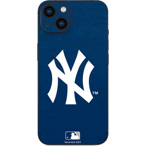 MLB New York Yankees - Solid Distressed iPhone 15 Skin
