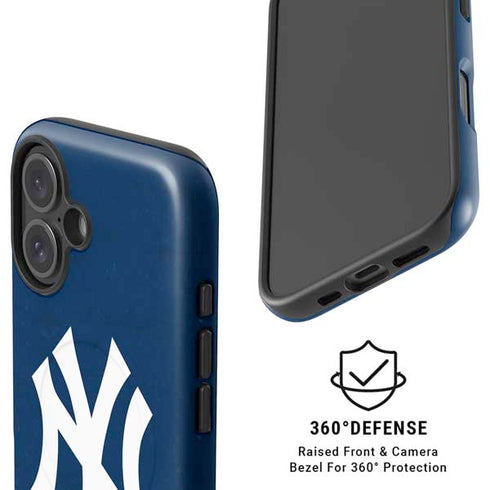 MLB New York Yankees - Solid Distressed iPhone 16 Magsafe Impact Case