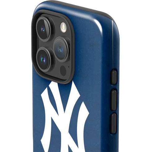 MLB New York Yankees - Solid Distressed iPhone 16 Pro Max Impact Case