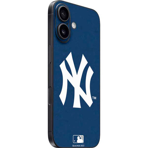 MLB New York Yankees - Solid Distressed iPhone 16 Skin