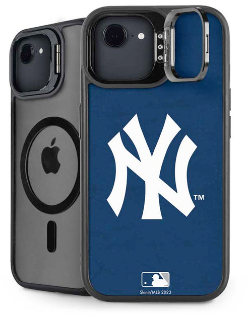 MLB New York Yankees - Solid Distressed iPhone 16e Kickstand Case