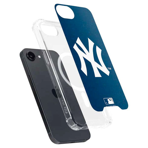 MLB New York Yankees - Solid Distressed iPhone 16e MagSafe Case