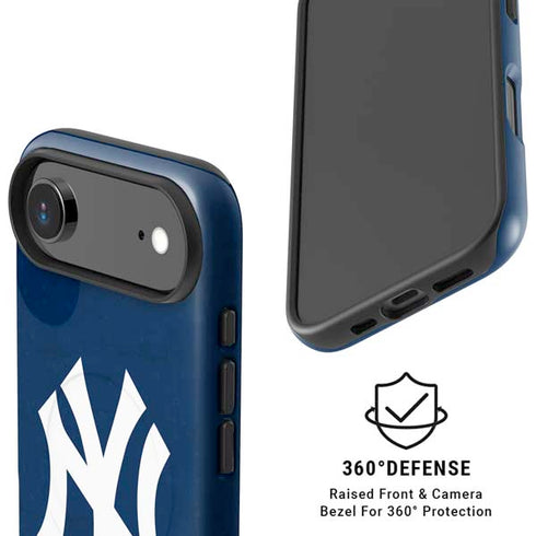 MLB New York Yankees - Solid Distressed iPhone 17 Air Magsafe Impact Case