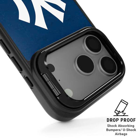 MLB New York Yankees - Solid Distressed iPhone 17 Pro Kickstand Case