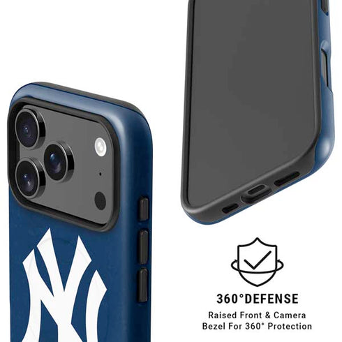 MLB New York Yankees - Solid Distressed iPhone 17 Pro Max Magsafe Impact Case