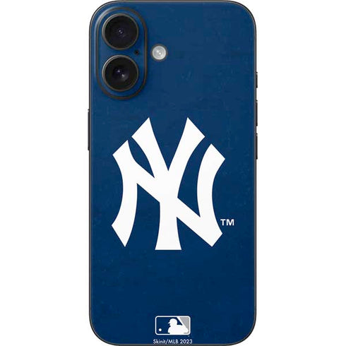 MLB New York Yankees - Solid Distressed iPhone 17 Skin