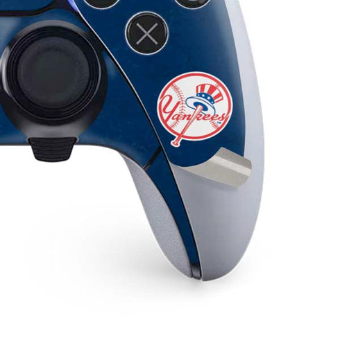 MLB New York Yankees - Solid Distressed PS5 DualSense Edge Pro Controller Skin
