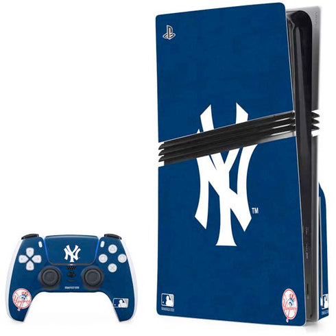 MLB New York Yankees - Solid Distressed PS5 Pro Disk Bundle Skin