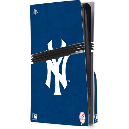 MLB New York Yankees - Solid Distressed PS5 Pro Disk Console Skin