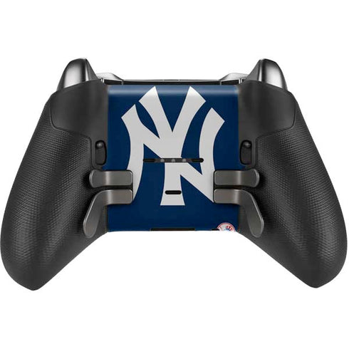 MLB New York Yankees - Solid Distressed Xbox Elite Wireless Controller Series 2 Skin