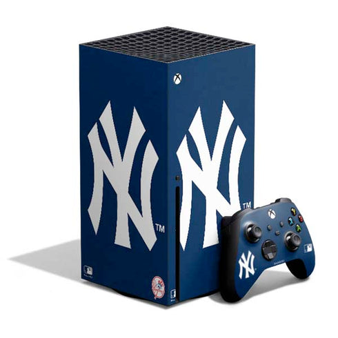 MLB New York Yankees - Solid Distressed Xbox Series X Bundle Skin