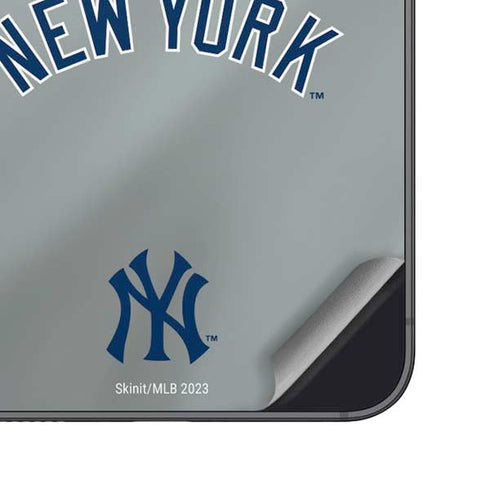 MLB New York Yankees Alternate/Away Jersey Galaxy S25 Skin