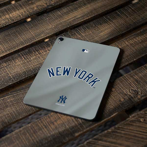 MLB New York Yankees Alternate/Away Jersey Apple iPad Pro Skin