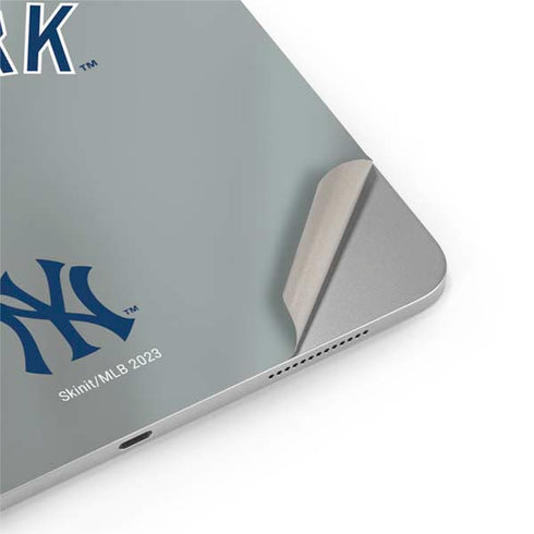 MLB New York Yankees Alternate/Away Jersey iPad Pro 13in M4 (2024) Skin
