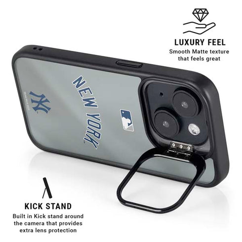 MLB New York Yankees Alternate/Away Jersey iPhone 15 Kickstand Case