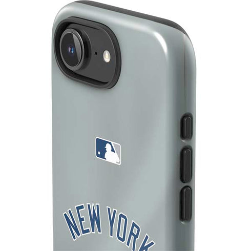 MLB New York Yankees Alternate/Away Jersey iPhone 16e Impact Case