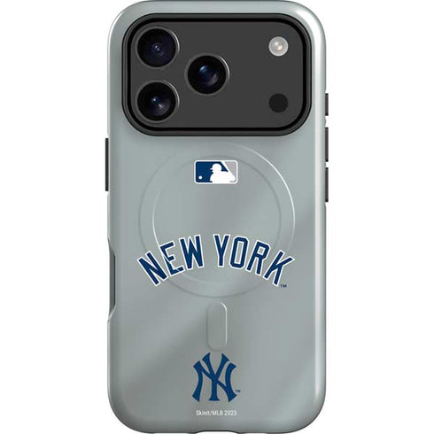 MLB New York Yankees Alternate/Away Jersey iPhone 17 Pro Max Magsafe Impact Case