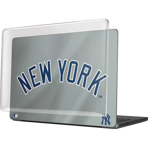 MLB New York Yankees Alternate/Away Jersey MacBook Pro 14in (2021-24) Case plus Skin