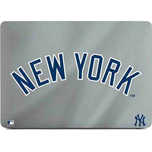 MLB New York Yankees Alternate/Away Jersey Apple MacBook Pro 16-inch Skin