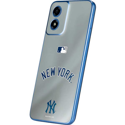 MLB New York Yankees Alternate/Away Jersey Moto G Play 4G (2024) Skin