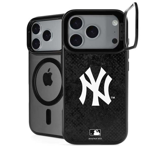 MLB New York Yankees Dark Wash iPhone 17 Pro Max Kickstand Case