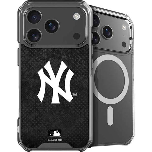 MLB New York Yankees Dark Wash iPhone 17 Pro Max MagSafe Case