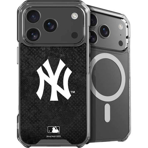 MLB New York Yankees Dark Wash iPhone 18 Pro Max MagSafe Case