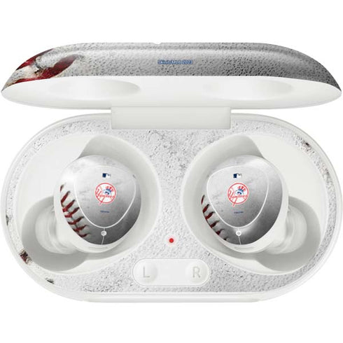 MLB New York Yankees Game Ball Galaxy Buds Plus Skin
