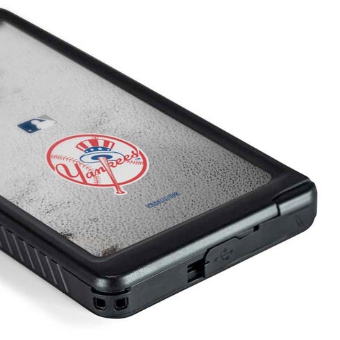 MLB New York Yankees Game Ball Galaxy S24 Ultra Waterproof Case
