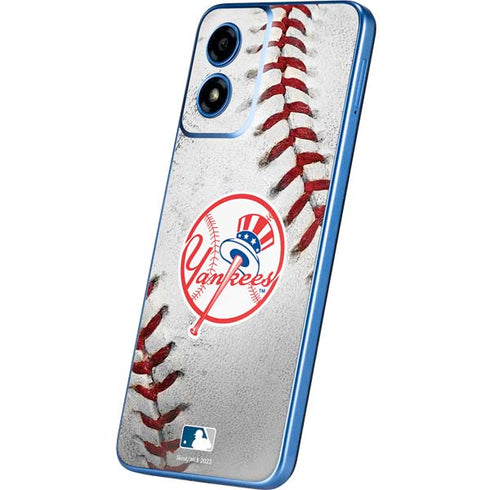 MLB New York Yankees Game Ball Moto G Play 4G (2024) Skin