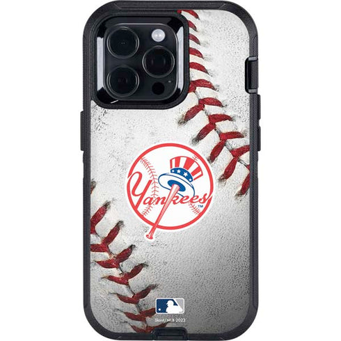 MLB New York Yankees Game Ball Otterbox Defender iPhone Skin