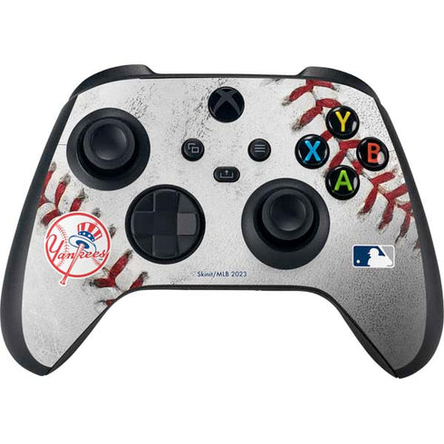 MLB New York Yankees Game Ball Xbox Series X Bundle Skin