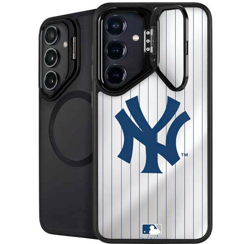 MLB New York Yankees Home Jersey Galaxy S24 FE Kickstand Case