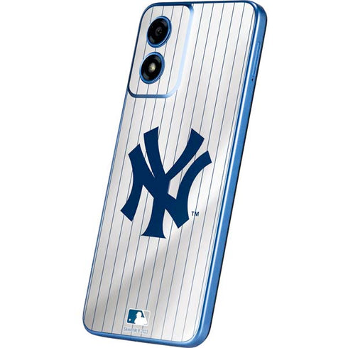 MLB New York Yankees Home Jersey Moto G Play 4G (2024) Skin