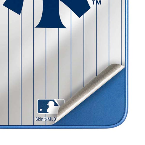 MLB New York Yankees Home Jersey Moto G Play 4G (2024) Skin