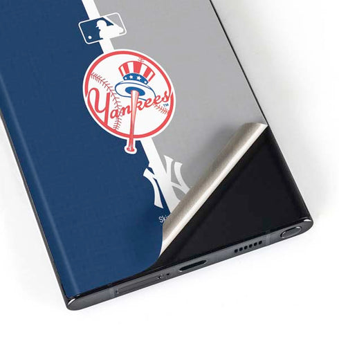 MLB New York Yankees Split Galaxy Skins