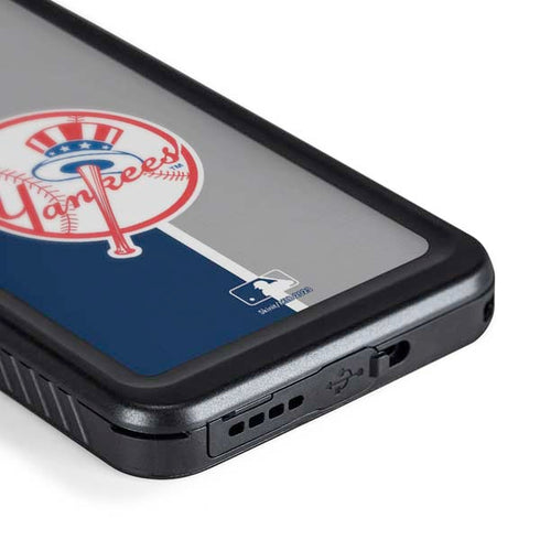 MLB New York Yankees Split Galaxy S24 Plus Waterproof Case
