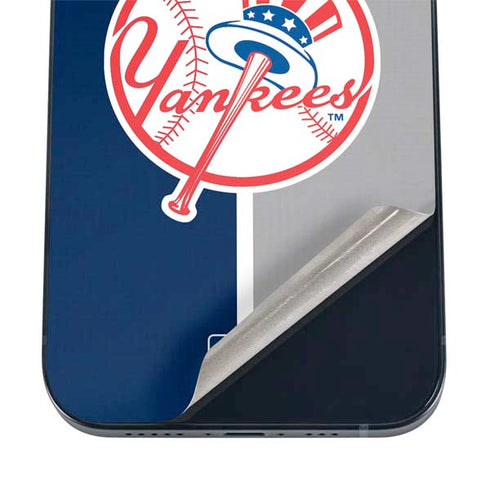 MLB New York Yankees Split iPhone 17 Pro Max Skin