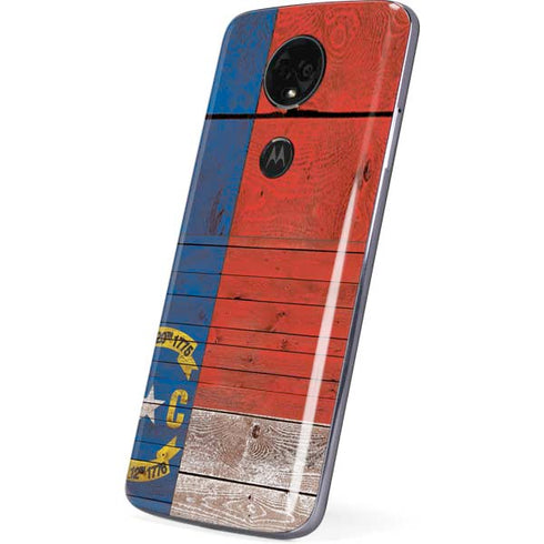 North Carolina Flag Dark Wood Moto E5 Plus Skin