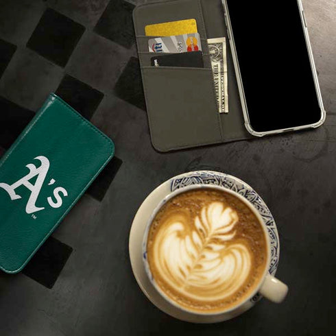 MLB Oakland Athletics - Solid Distressed iPhone 15 Pro Folio Case