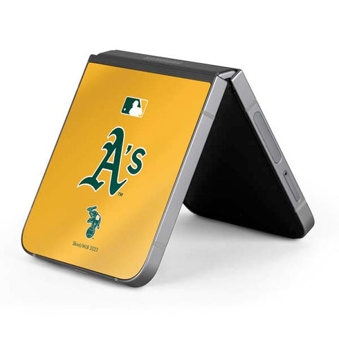 MLB Oakland Athletics Alternate Jersey Galaxy Z Flip6 Skin