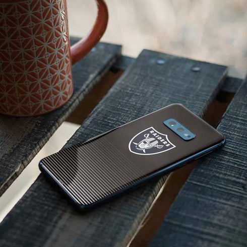 NFL Las Vegas Raiders Breakaway Galaxy S10e Skin